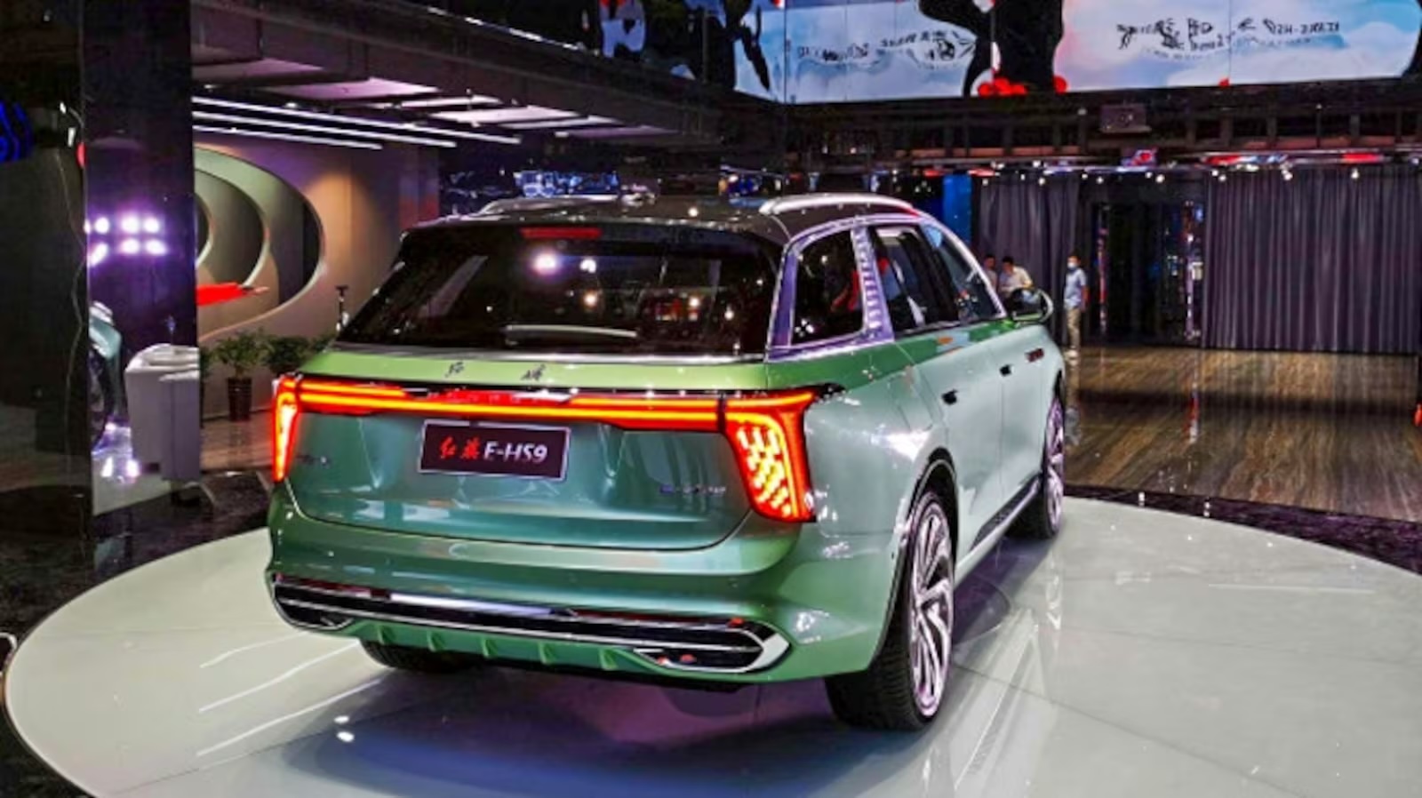 Hongqi планирует выпустить 15 электромобилей и гибридов в Европе к 2028 году
