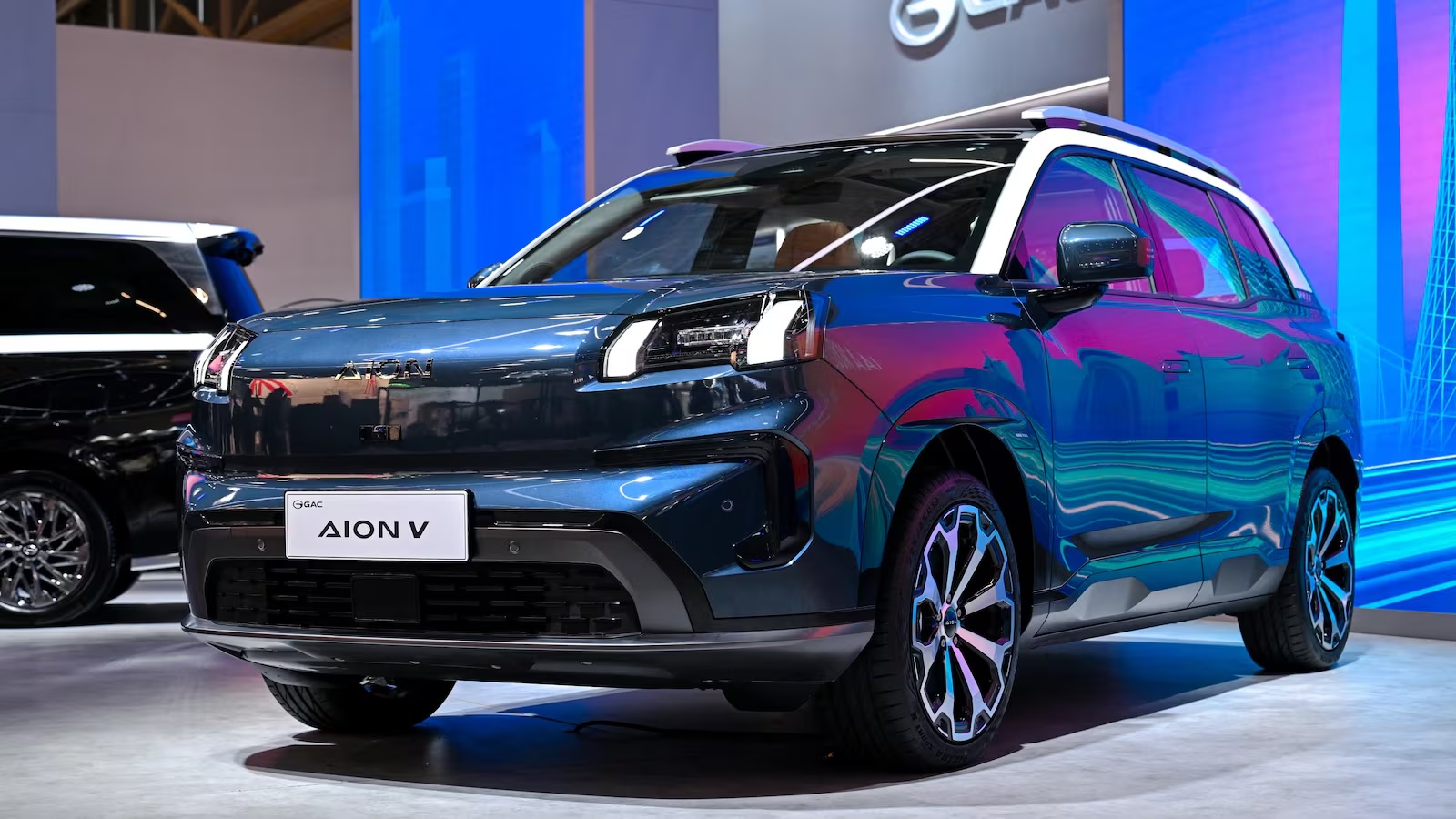 GAC начнёт выпуск двух электромобилей для Европы на заводе Magna Steyr