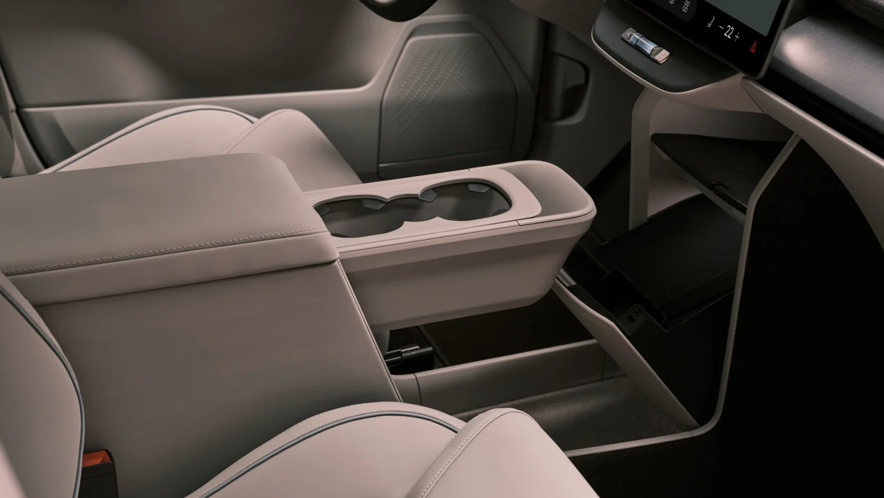 Volvo EX60: электрический SUV с запасом хода до 810 км