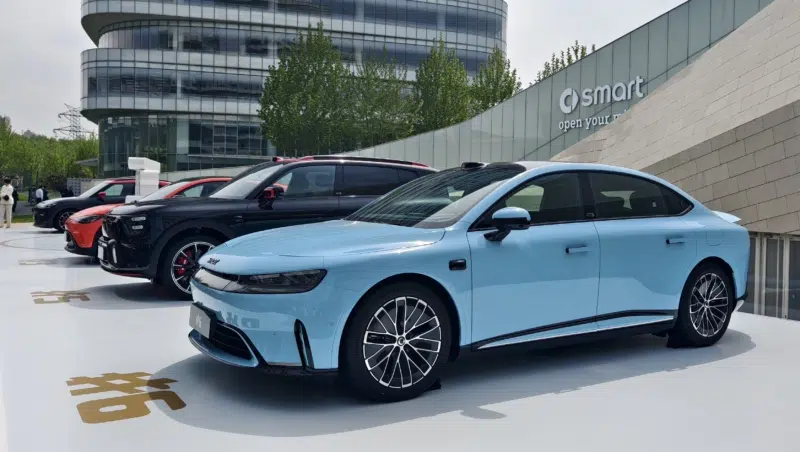 Smart #2 представлен как городской электромобиль с запасом хода до 400 км