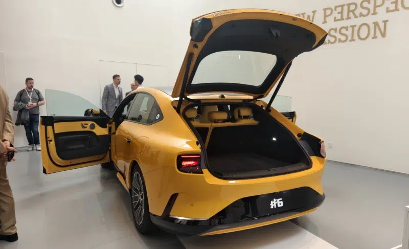 Smart #2 представлен как городской электромобиль с запасом хода до 400 км