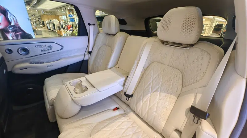 Китайский гибридный SUV с мощностью до 885 л.с. готовят к выходу в Европу к 2026 году