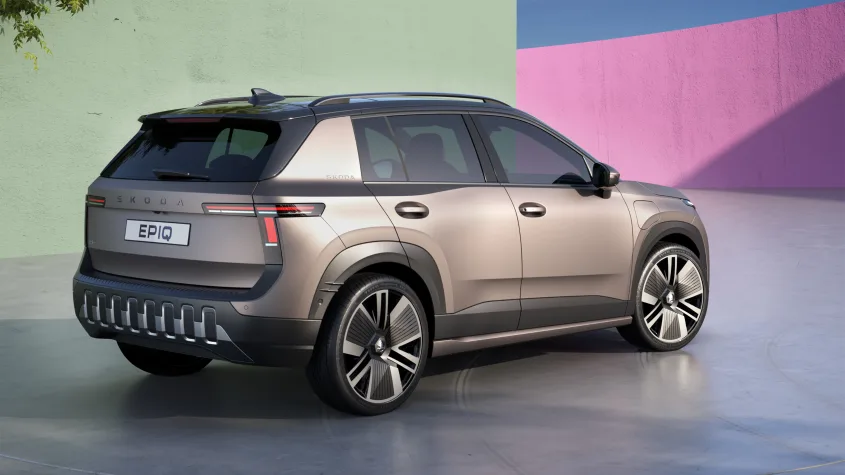 Опубликованы эскизы интерьера Skoda Epiq перед майской премьерой