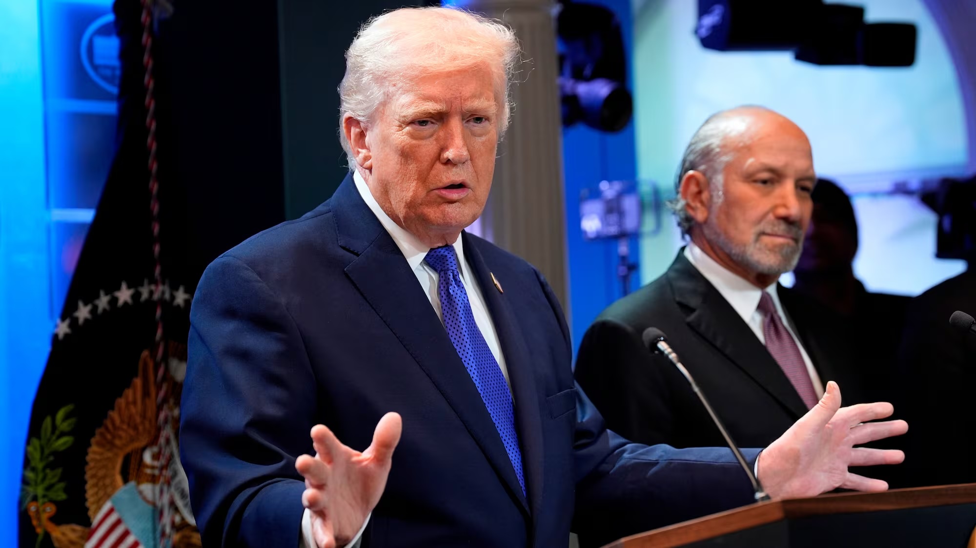 Трамп встретился с представителями автопрома США на фоне обсуждения закона о праве на ремонт