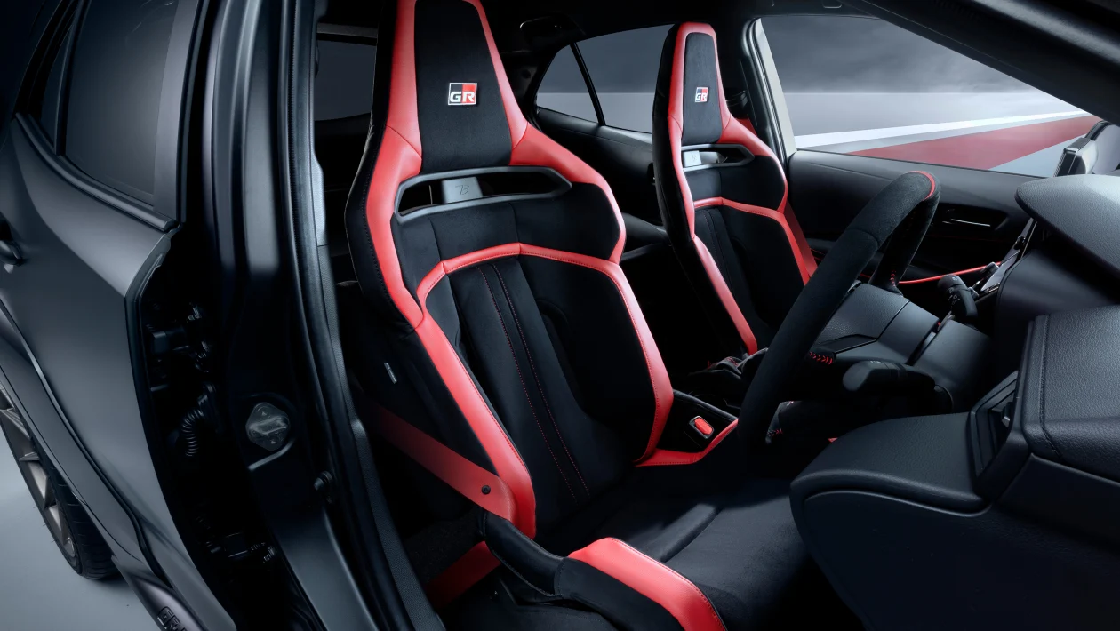 Toyota представила экстремальную версию GR Corolla для трека