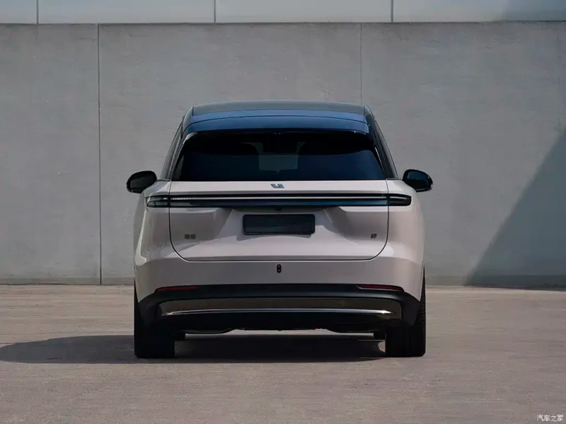 Li Auto представит флагманский электрокроссовер i9 16 сентября